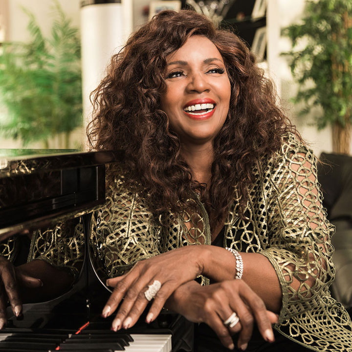 GLORIA GAYNOR