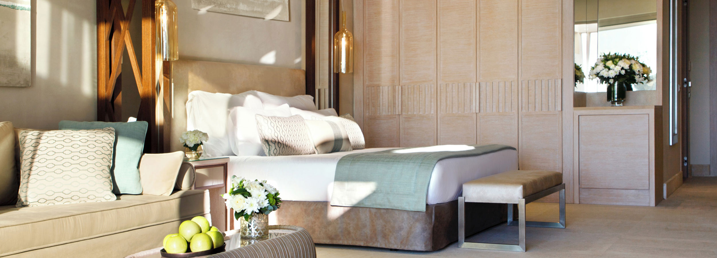 Deluxe Junior Suite with private garden