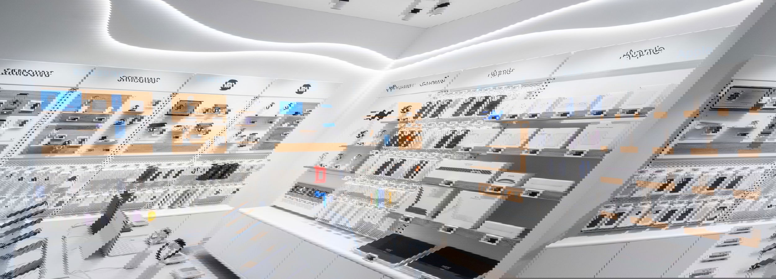 K Spot im Sani Marina shops