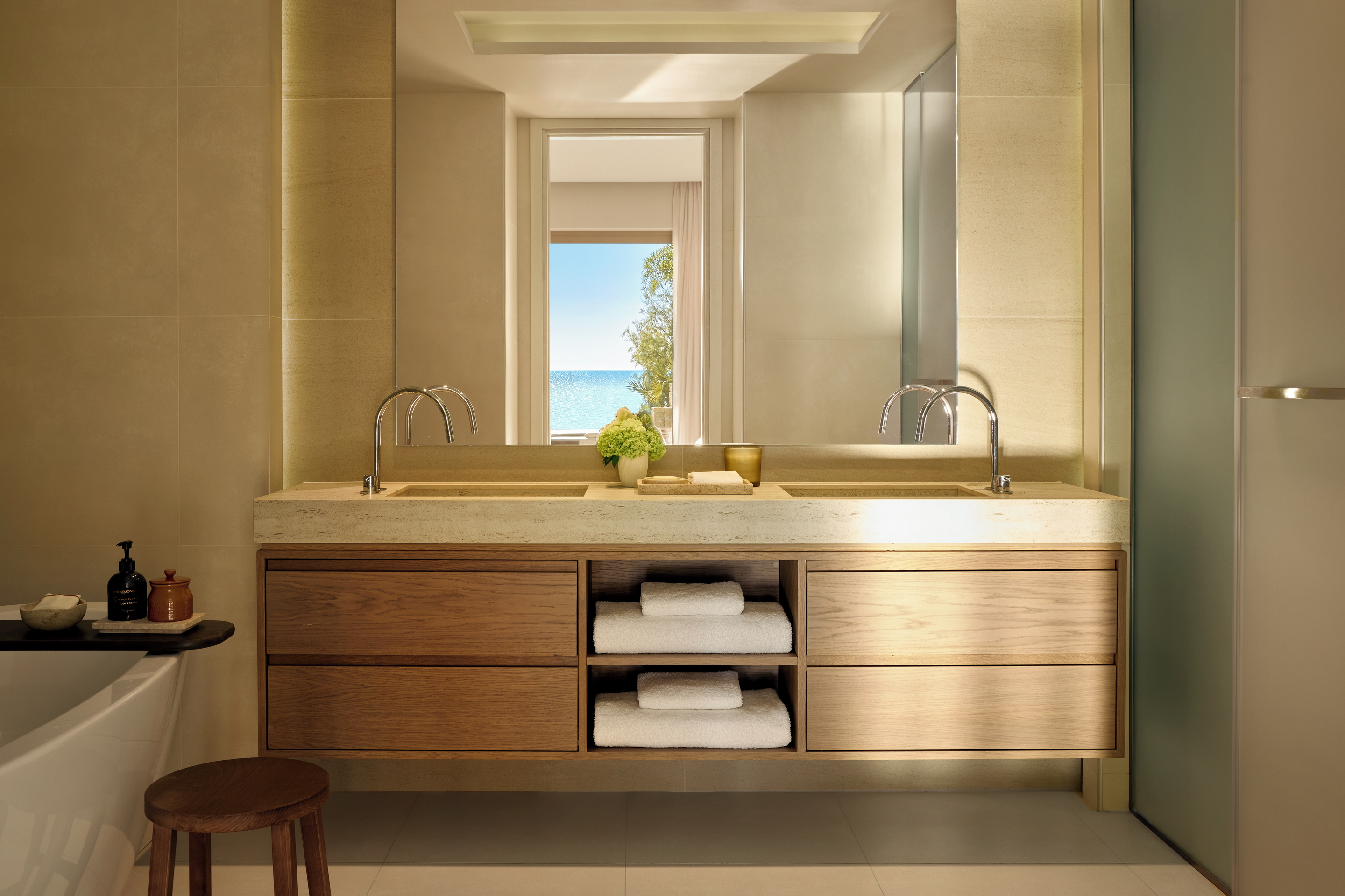 Sani Club Two Bedroom Bungalow Suite With Private Garden Sea View Bathroom 2880X1920 (1)