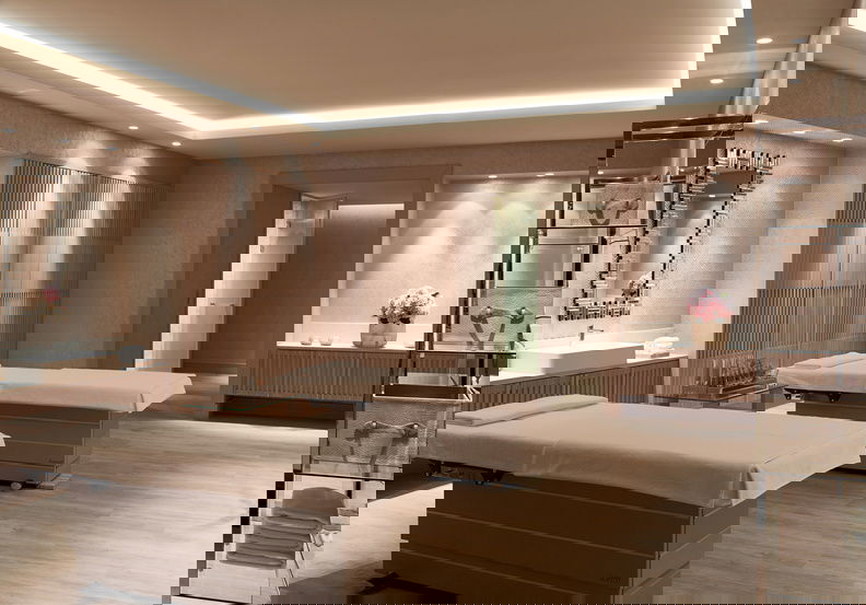 Sala D Spa con poltrone da massaggi