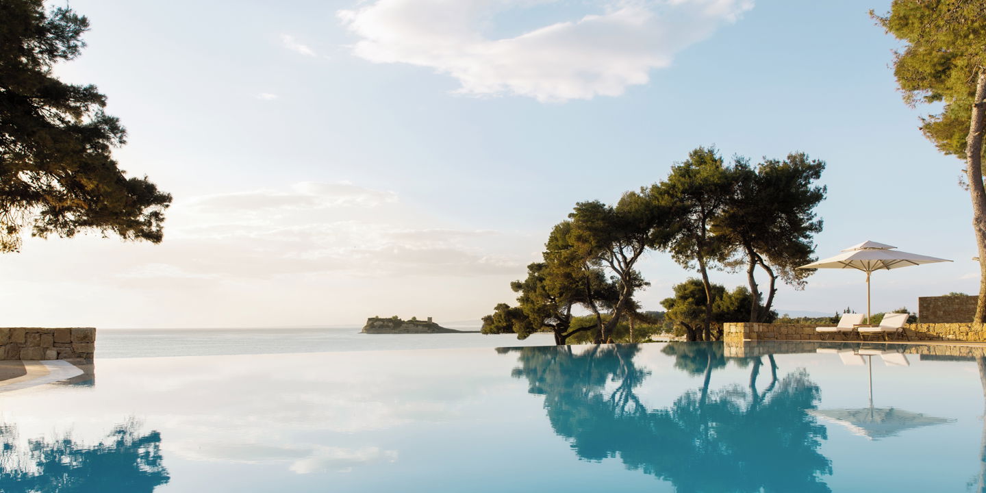 Infinity Pool Hill View at Sani club