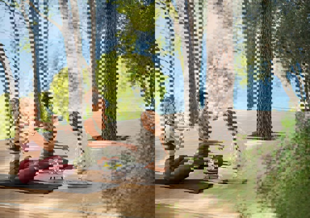 Йога в Sani Resort