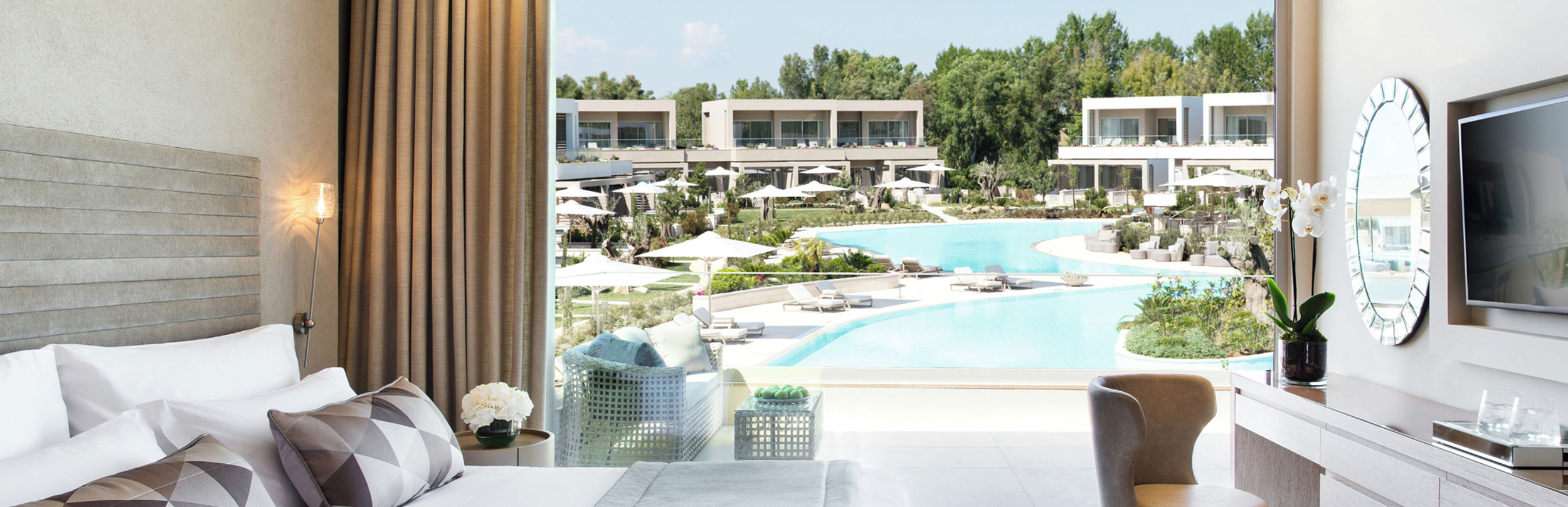 One bedroom suite with grand balcony