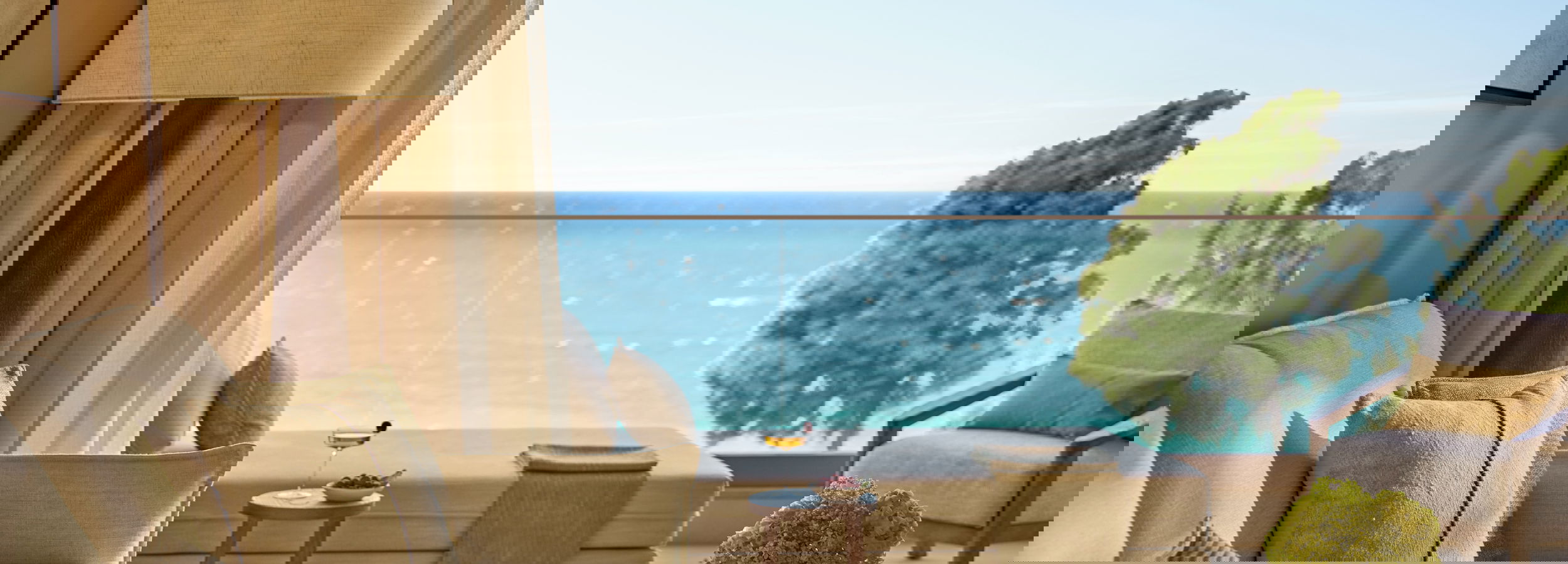 Sani Club Junior Suite Grand Balcony Sea View Detail 2880X1920 (1)