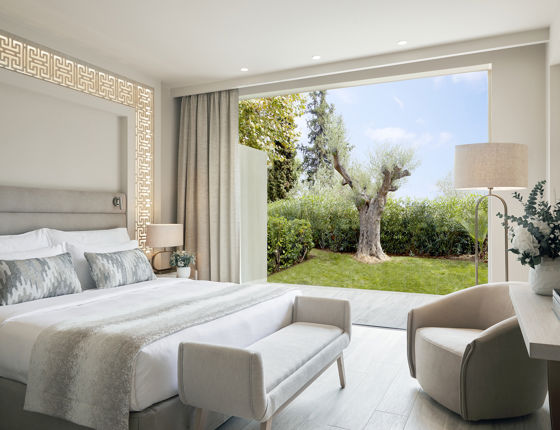 Family suite with view of private garden