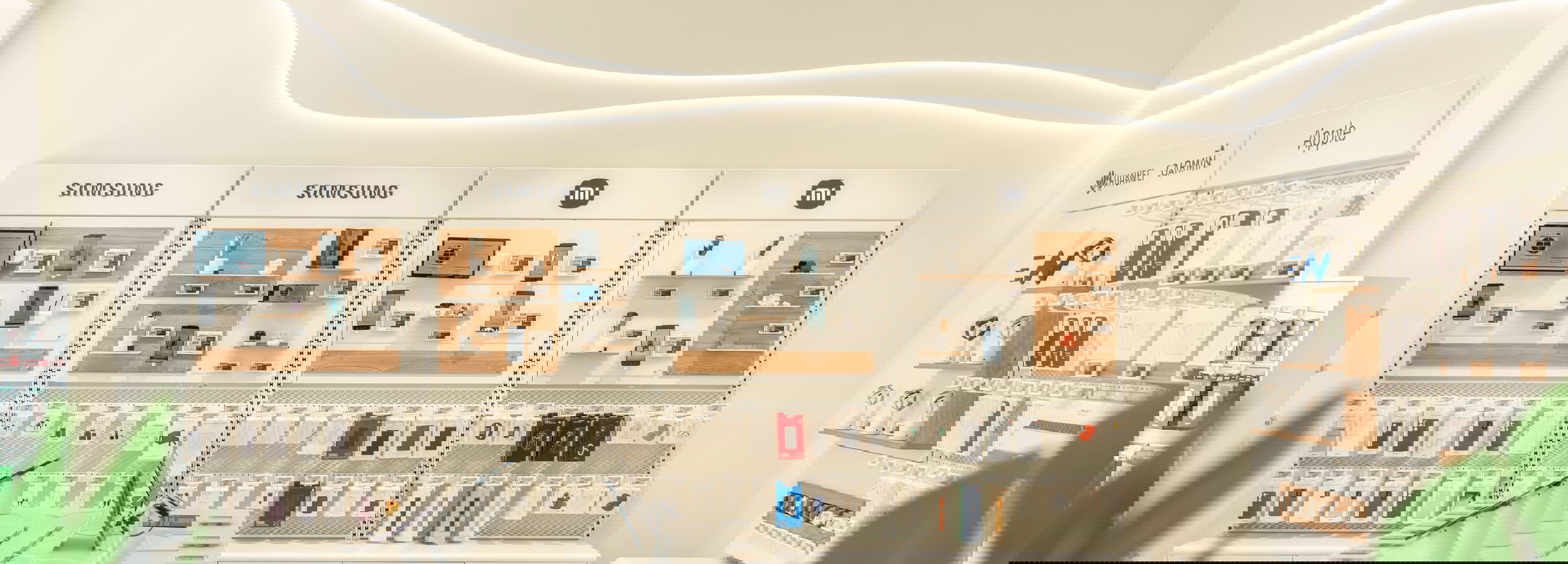 KSpot im Sani Marina shops