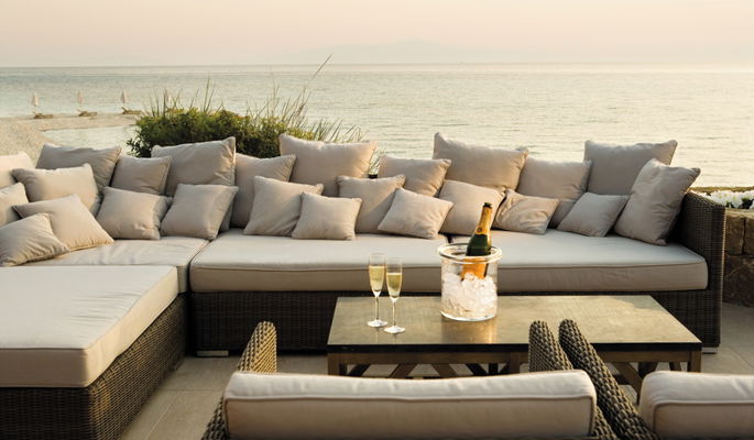 Vue du Sani Club Cabana au crépuscule