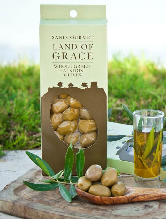 Pacchetto di olive verdi