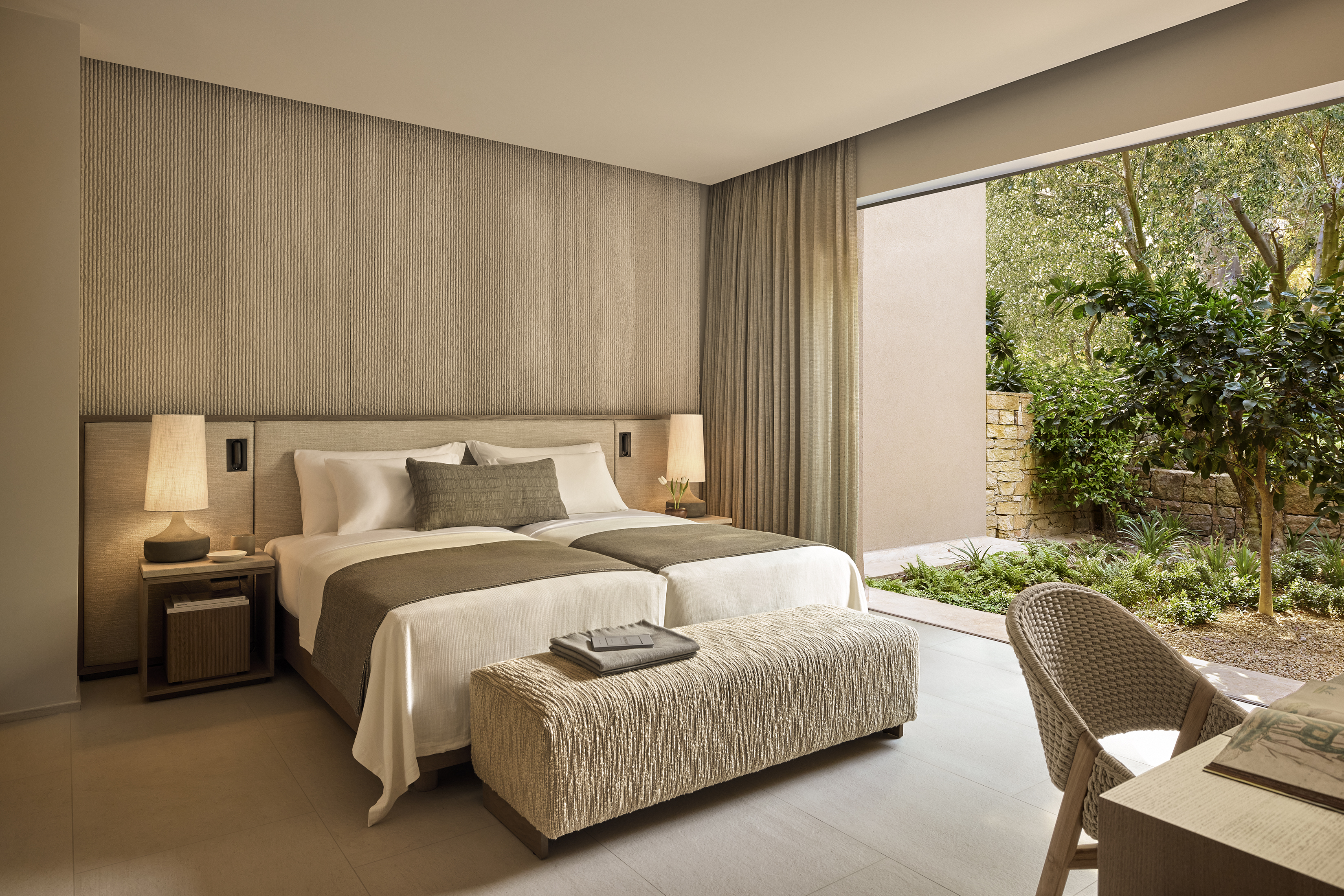 Three Bedroom Grand Residence Pr. Pool Garden View 10