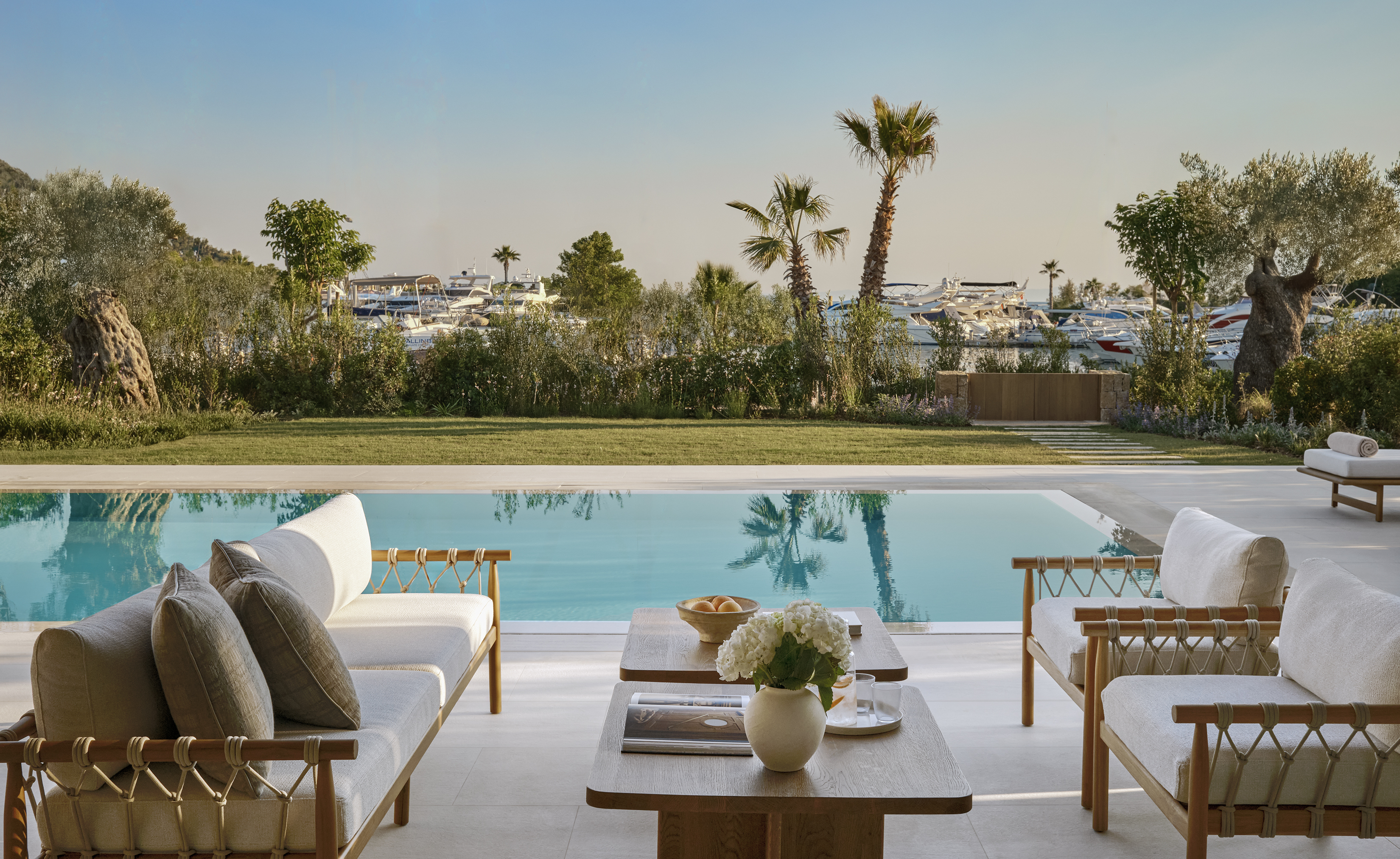 Three Bedroom Villa Pr. Pool Marina View 4