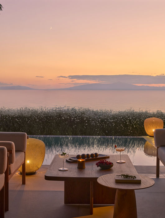 Two Bedroom Signature Residence Pr. Pool Beach Front 12