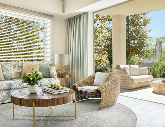 Reception area in deluxe one bedroom suite with view of grand balcony