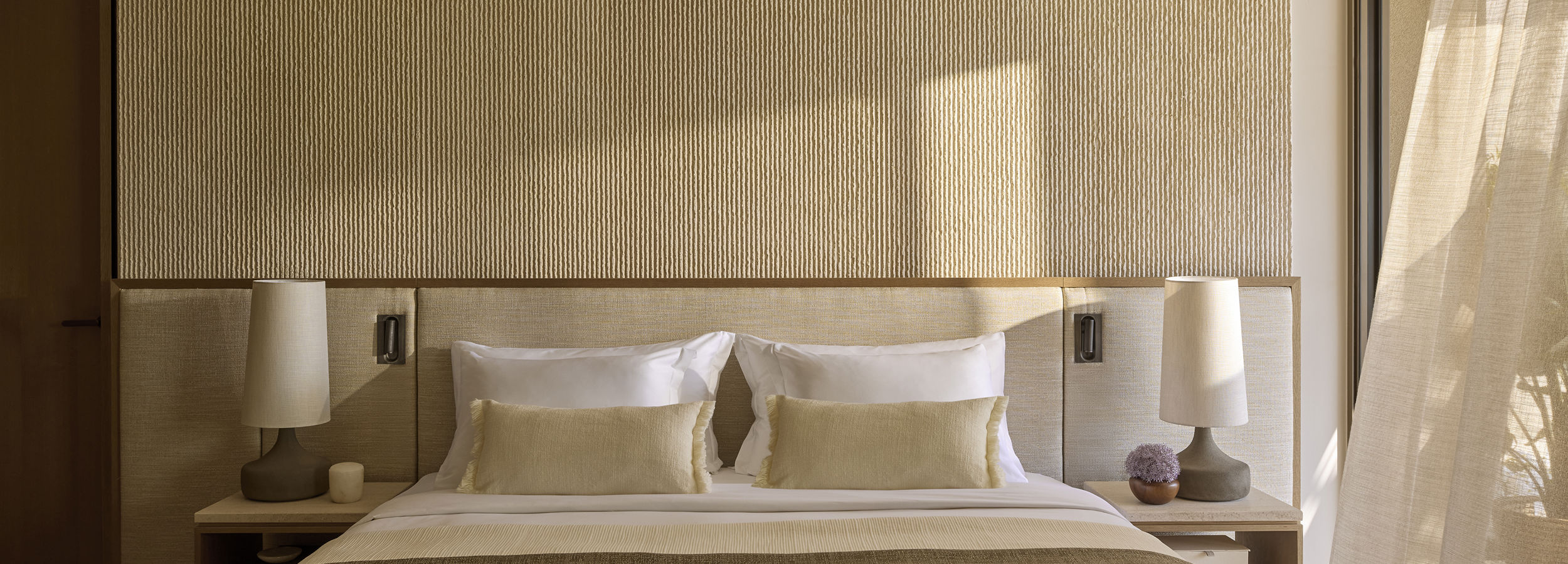 Two Bedroom Residence Pr. Pool Beach Front 2