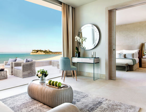 Reception area in deluxe one bedroom suite with view of grand balcony