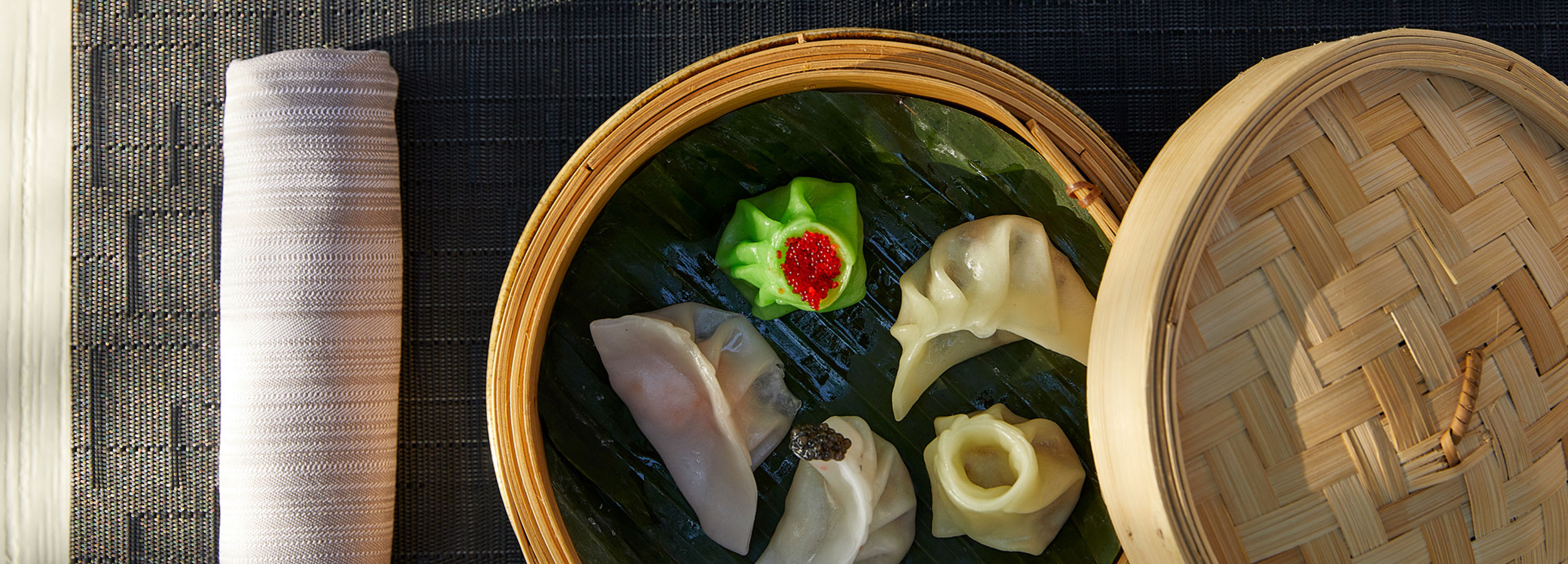 Plat de raviolis chinois