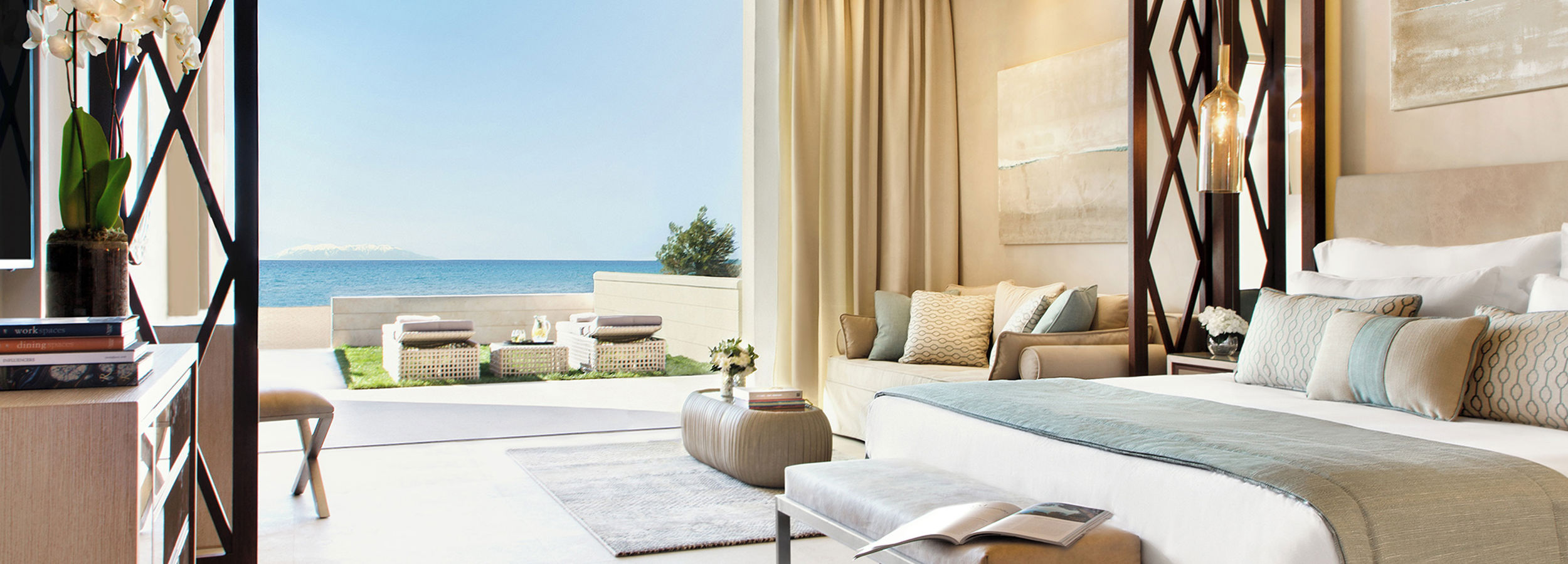 Deluxe Family Suite with private garden beach front