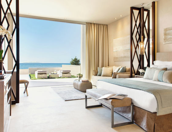 Deluxe Family Suite with private garden beach front