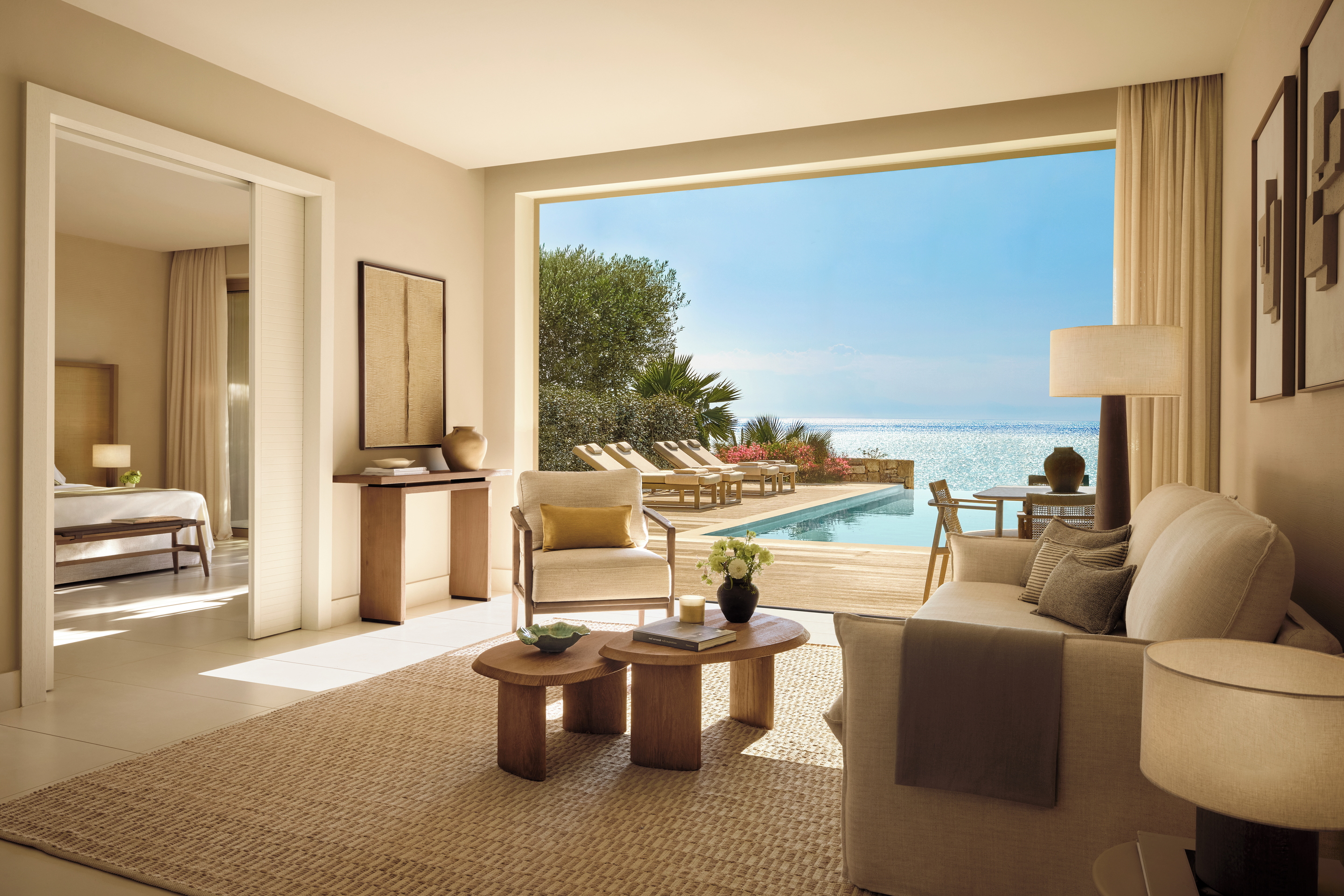 Two bedroom bungalow with view of private pool