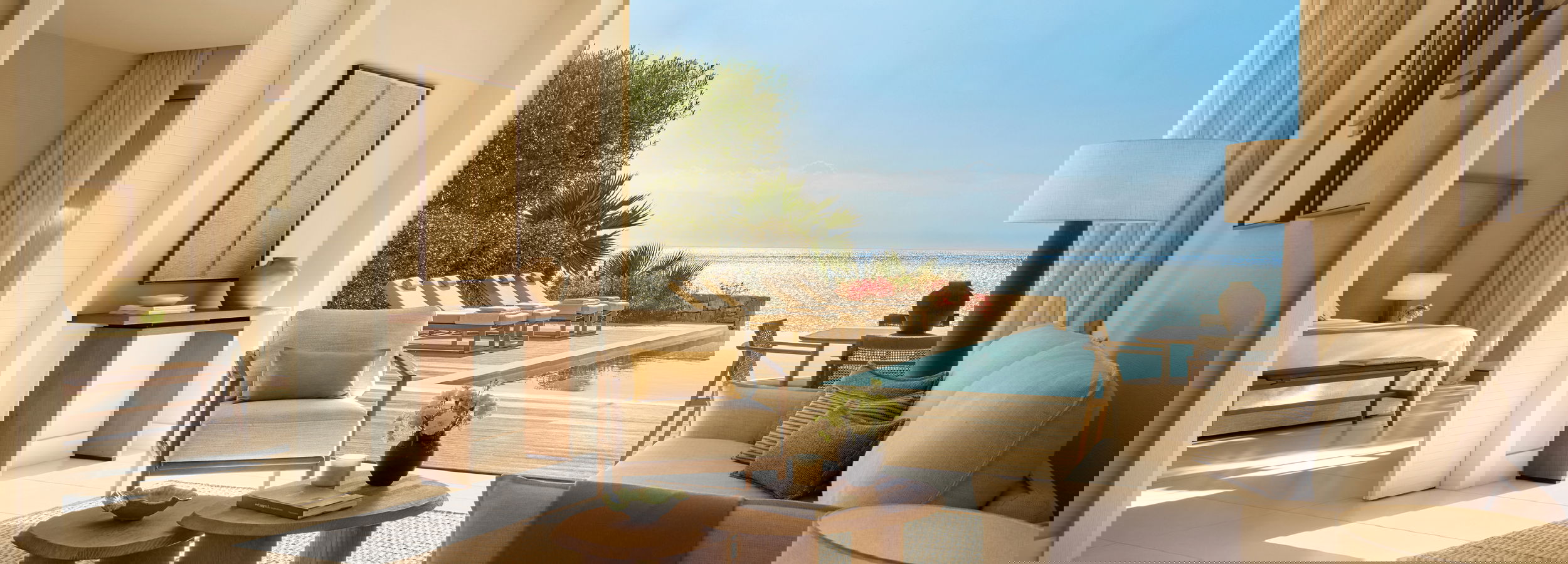 Two bedroom bungalow with view of private pool