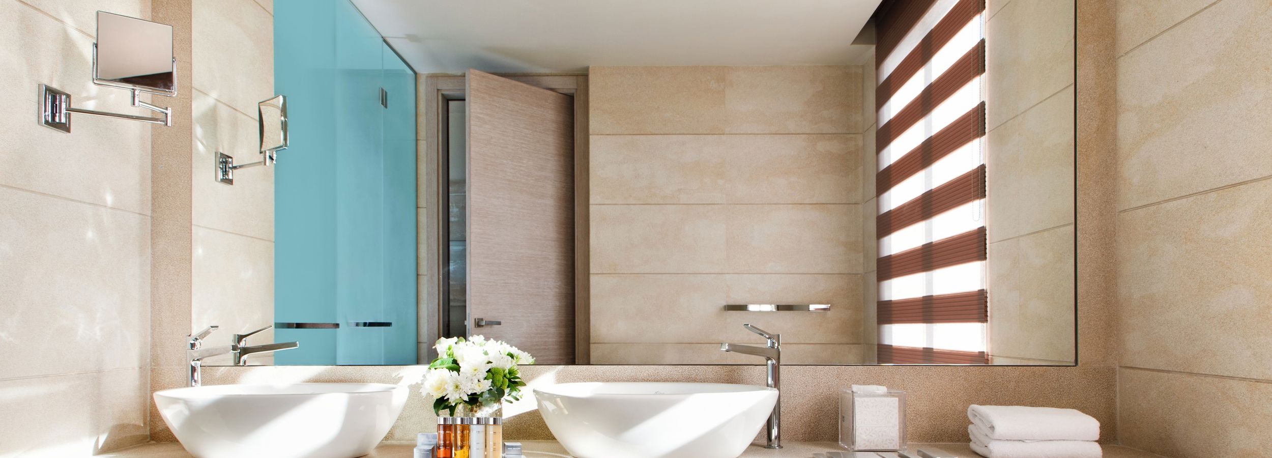 Großes privates Badezimmer