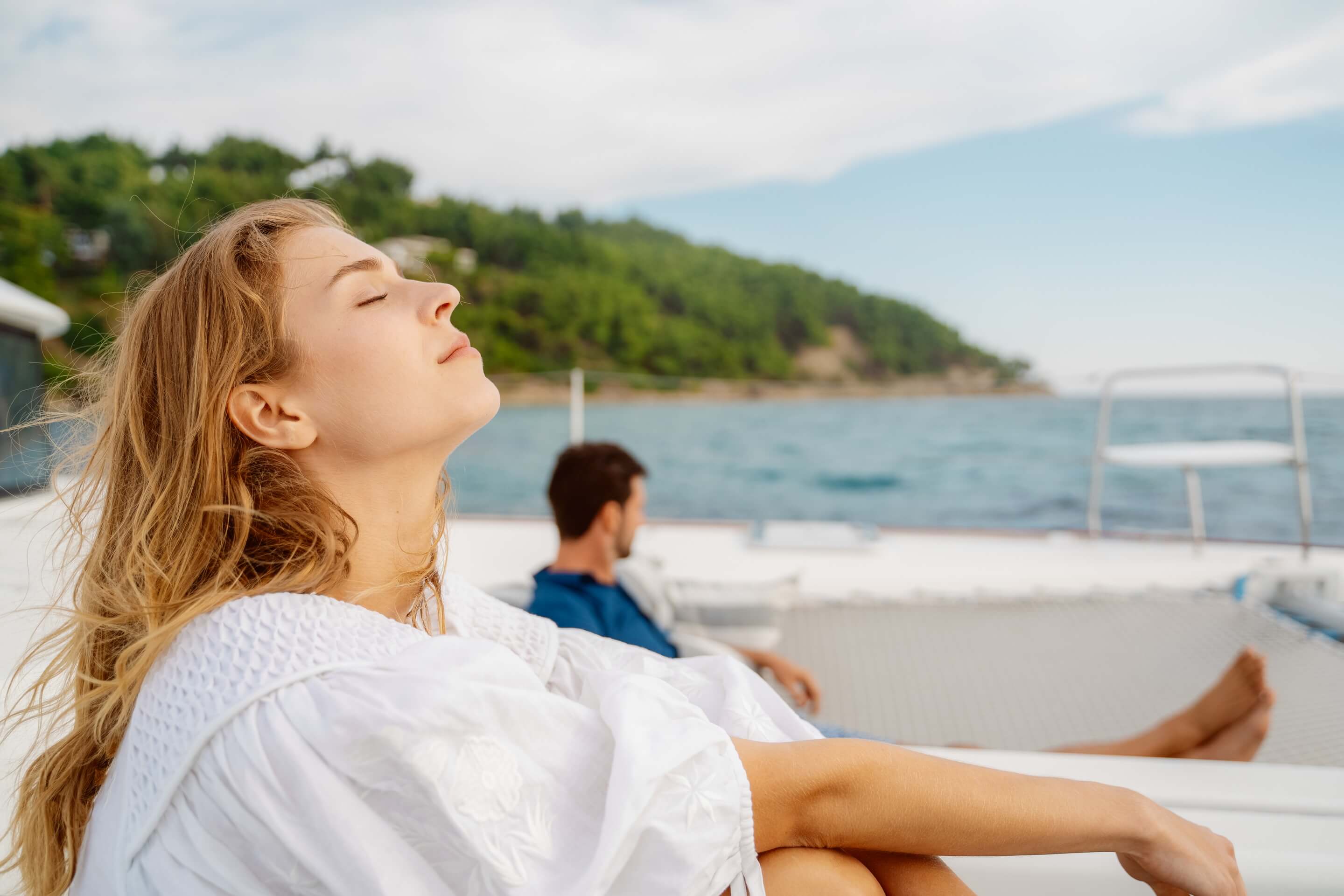 Couple Yacht 2880X1921