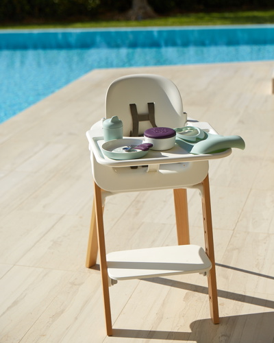 Παιδικό καρεκλάκι and play table