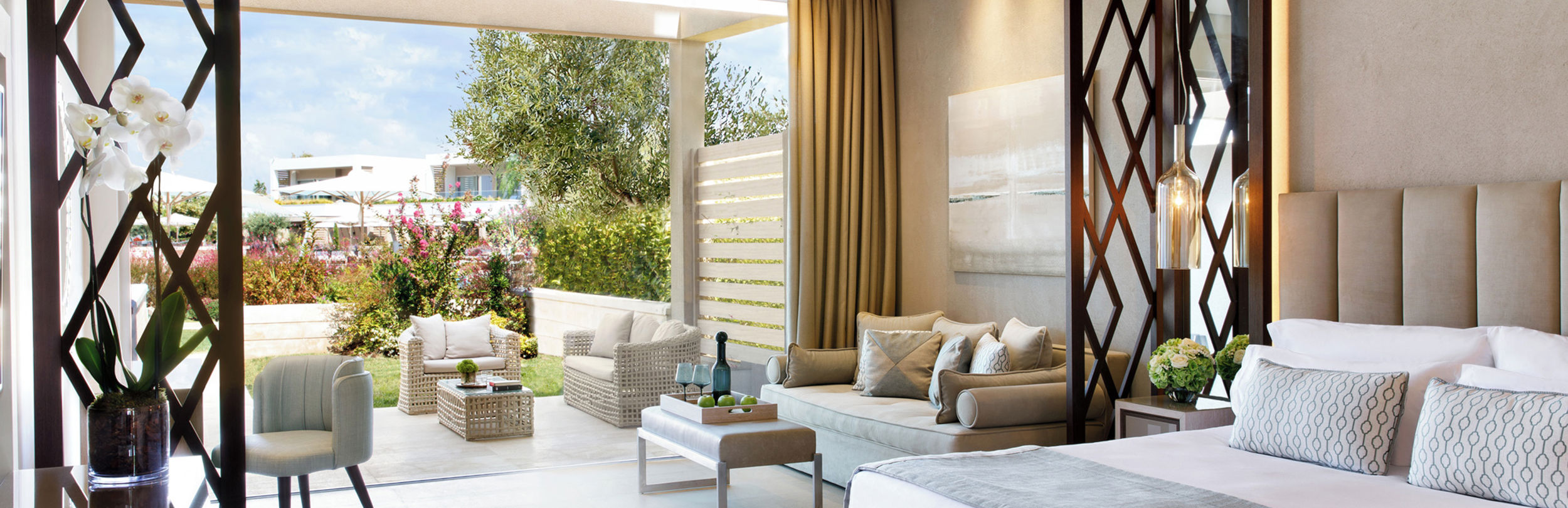 Deluxe Family Suite with private garden