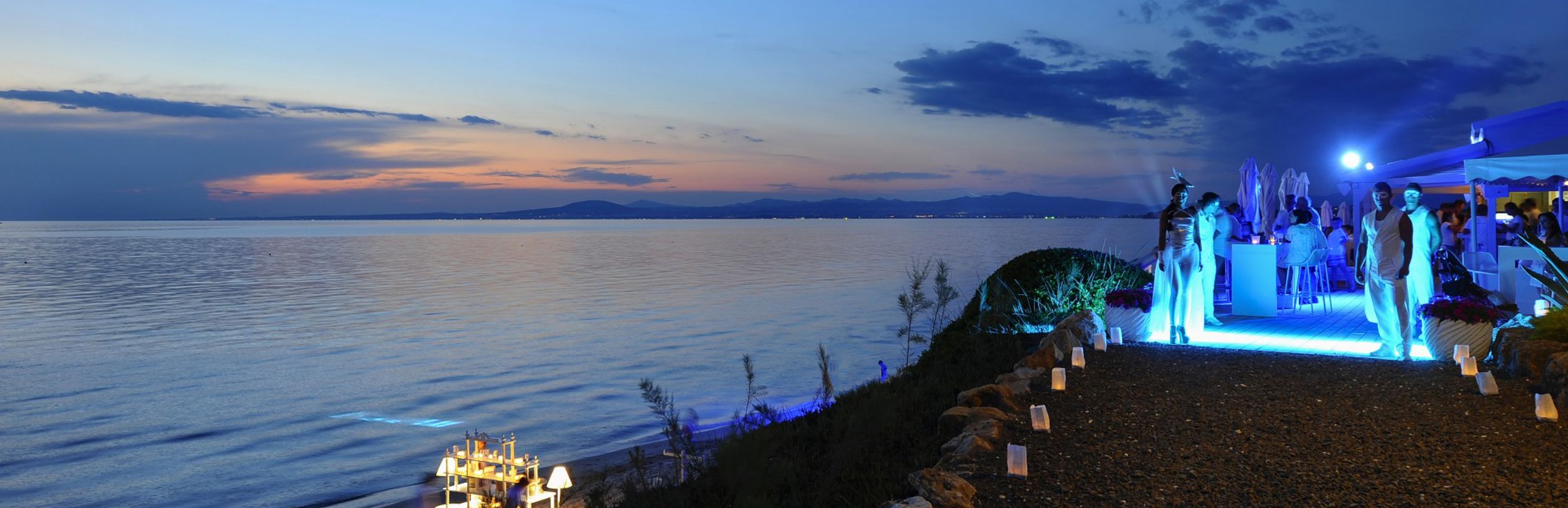 Πάρτι μέχρι πρωίας στο Sani Resort