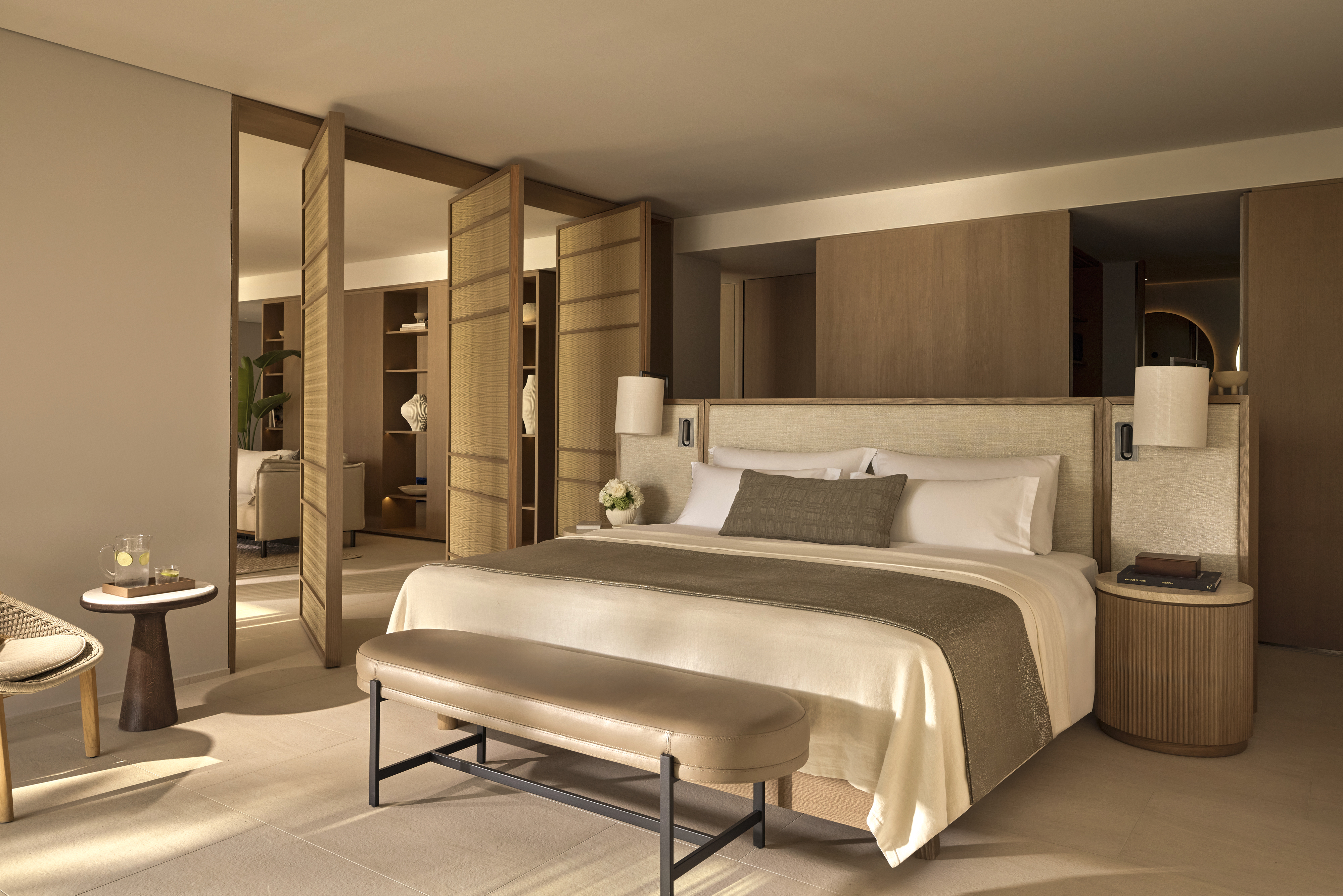 Two Bedroom Signature Residence Pr. Pool Beach Front 2