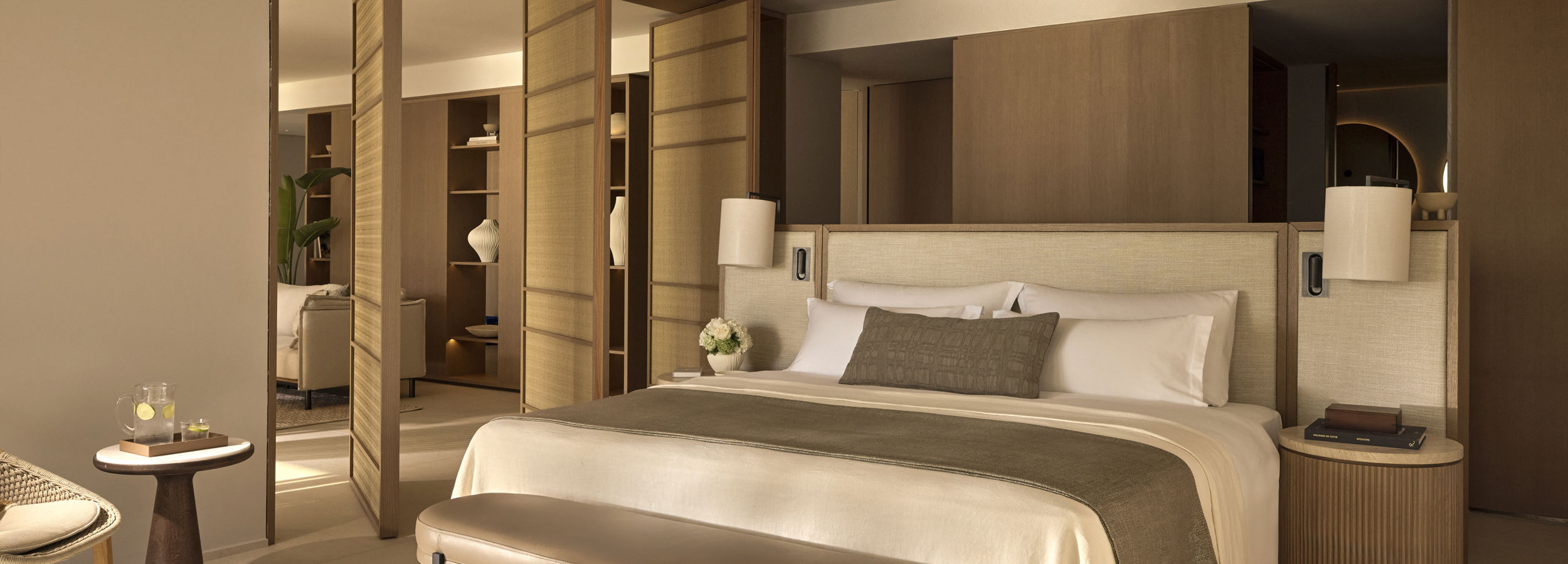 Two Bedroom Signature Residence Pr. Pool Beach Front 2