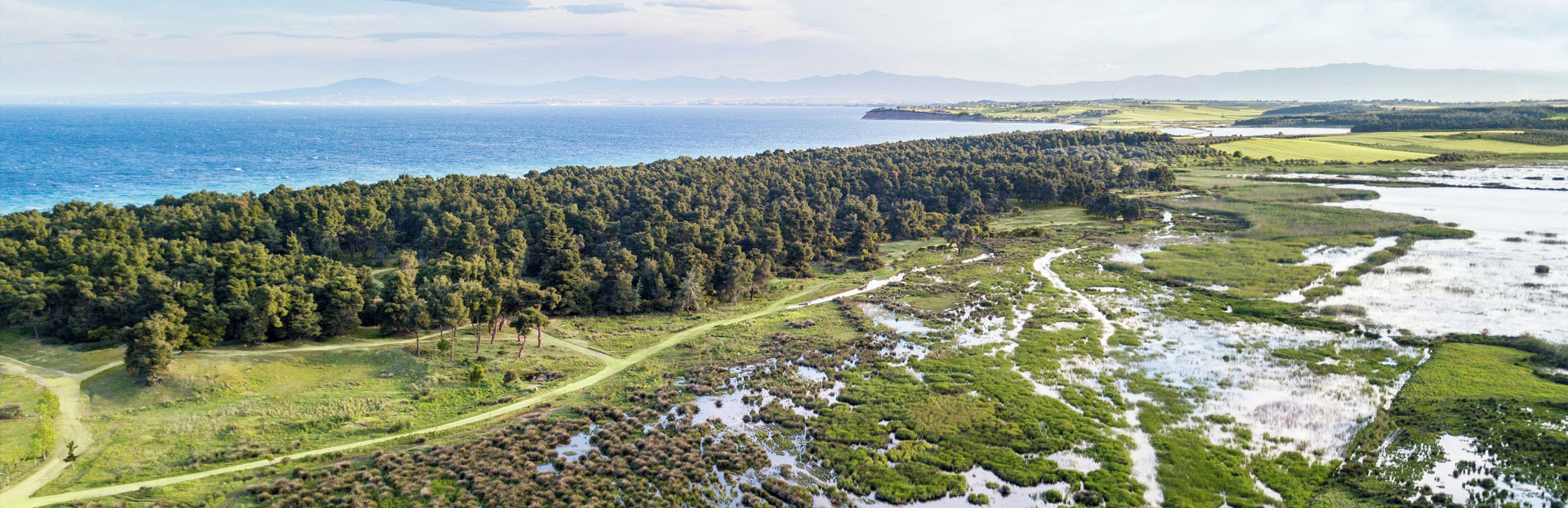 Вид с воздуха на природный парк Sani