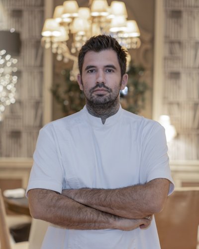 Head Chef, Xenakis
